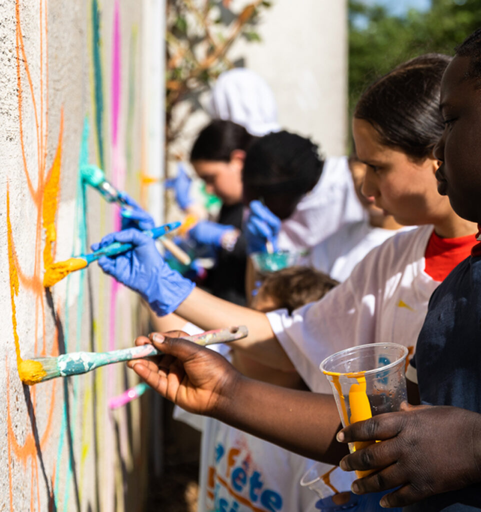 Animation atelier peinture murale participatif Paris