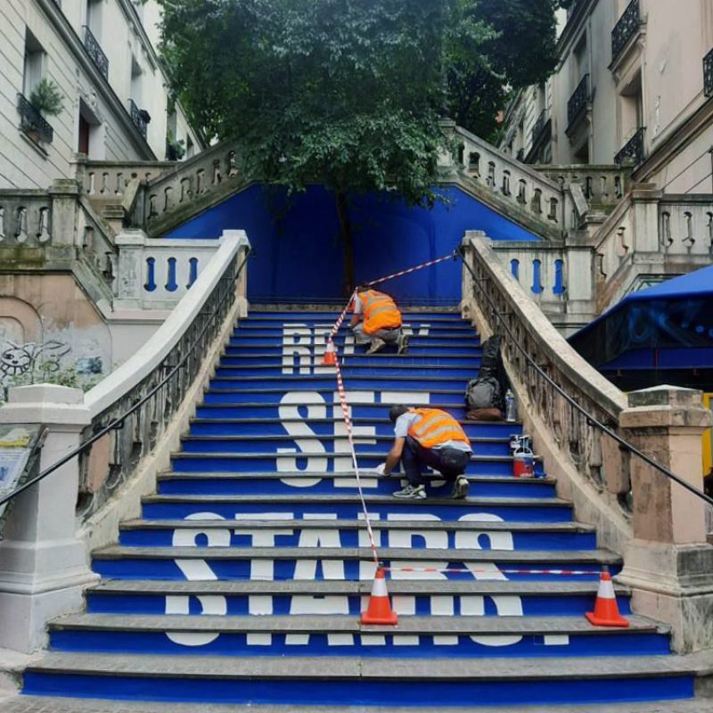 Fresque commerciale Paris peinte à la main — Murs en Couleurs
